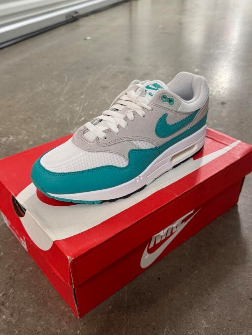 NIKE AIR MAX 1 CLEAR JADE
